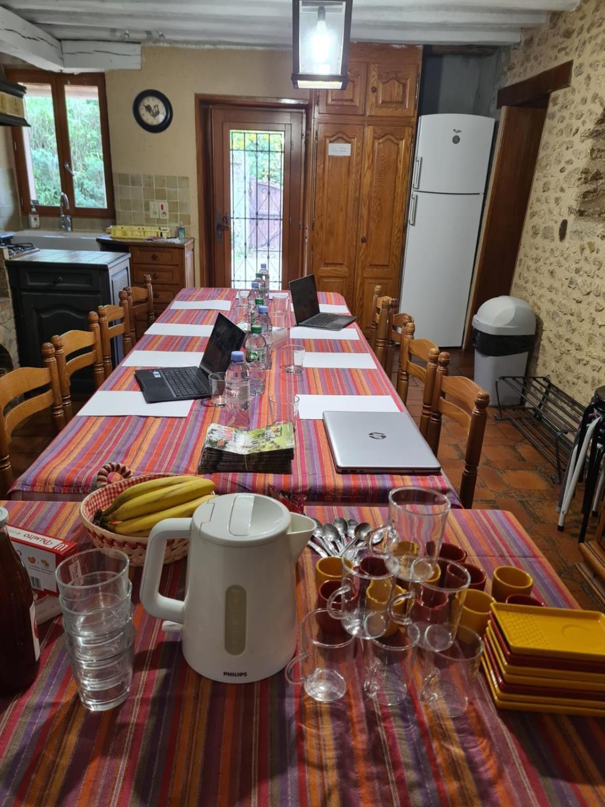 Au Bonheur Des Retrouvailles Hotel Denonville Buitenkant foto